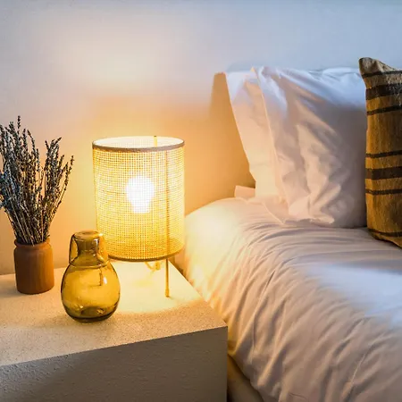 Charming Two Bedroom House With Private Pool Near The Cascais And Lisbon * Parede