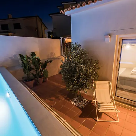 Casa Da Zu Stylish Pool House With Glass Lounge * Parede