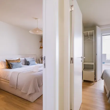 Charming Two Bedroom House With Private Pool Near The Cascais And Lisbon Casa vacanze *